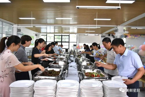 晨曦細(xì)雨育桃李，美饌珍饈慰園丁——鼎和盛集團(tuán)美鮮星廚為大連老師獻(xiàn)上貼心餐飲服務(wù)